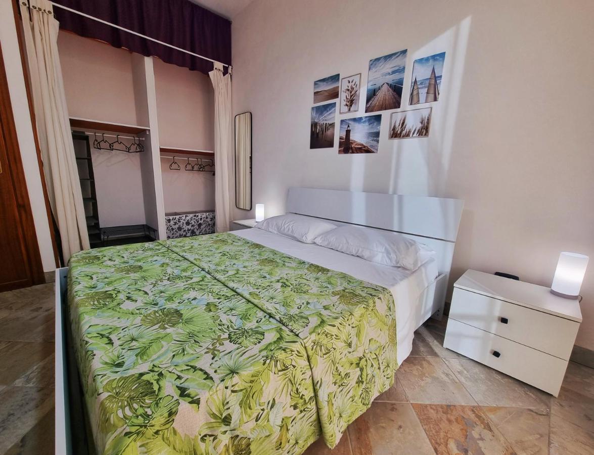 Al Vecchio Carrubo - Lovely 2-Rooms House & Patio Марсала Экстерьер фото